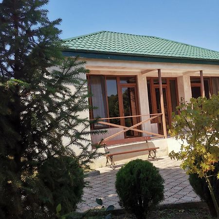 Villa Platinum Tskaltubo Buitenkant foto
