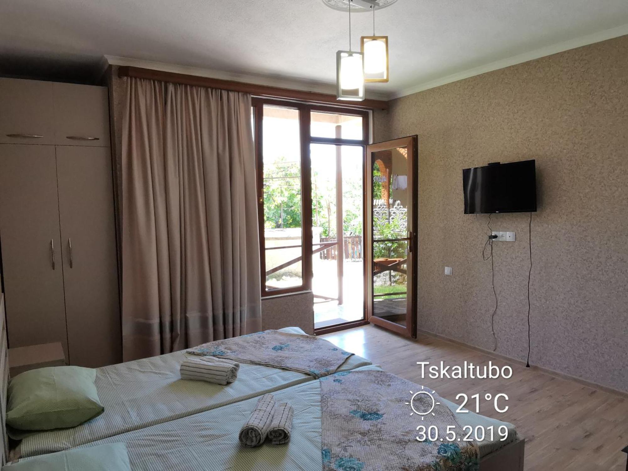 Villa Platinum Tskaltubo Buitenkant foto